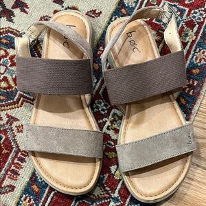 Box sandals soft